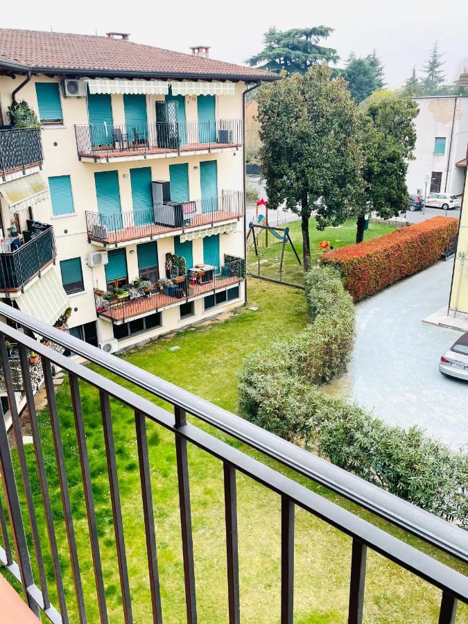 Appartamento Giallo Peschiera del Garda Zewnętrze zdjęcie